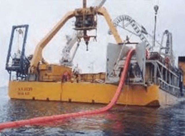 Submarine Cable Installation with SeaSerpent Buoyancy System