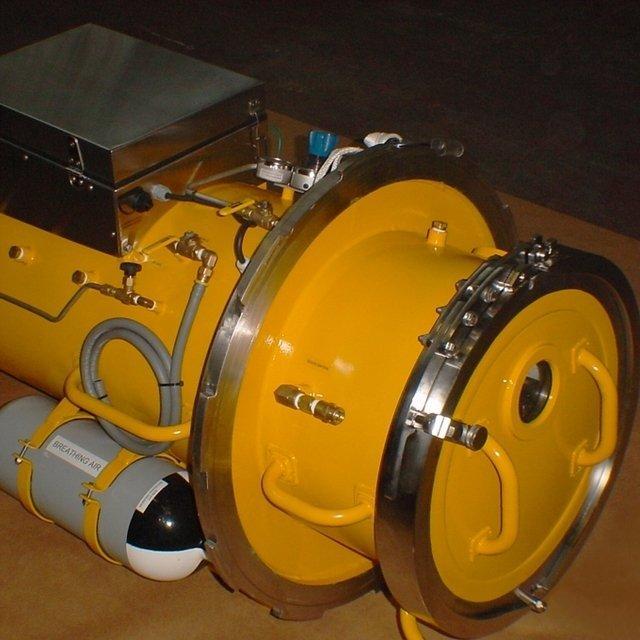 UG TDC 540/55: Transportable Diving Chamber (1-Man)