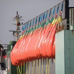 UG: Seaflex® Water-Filled Bags as Counterweights