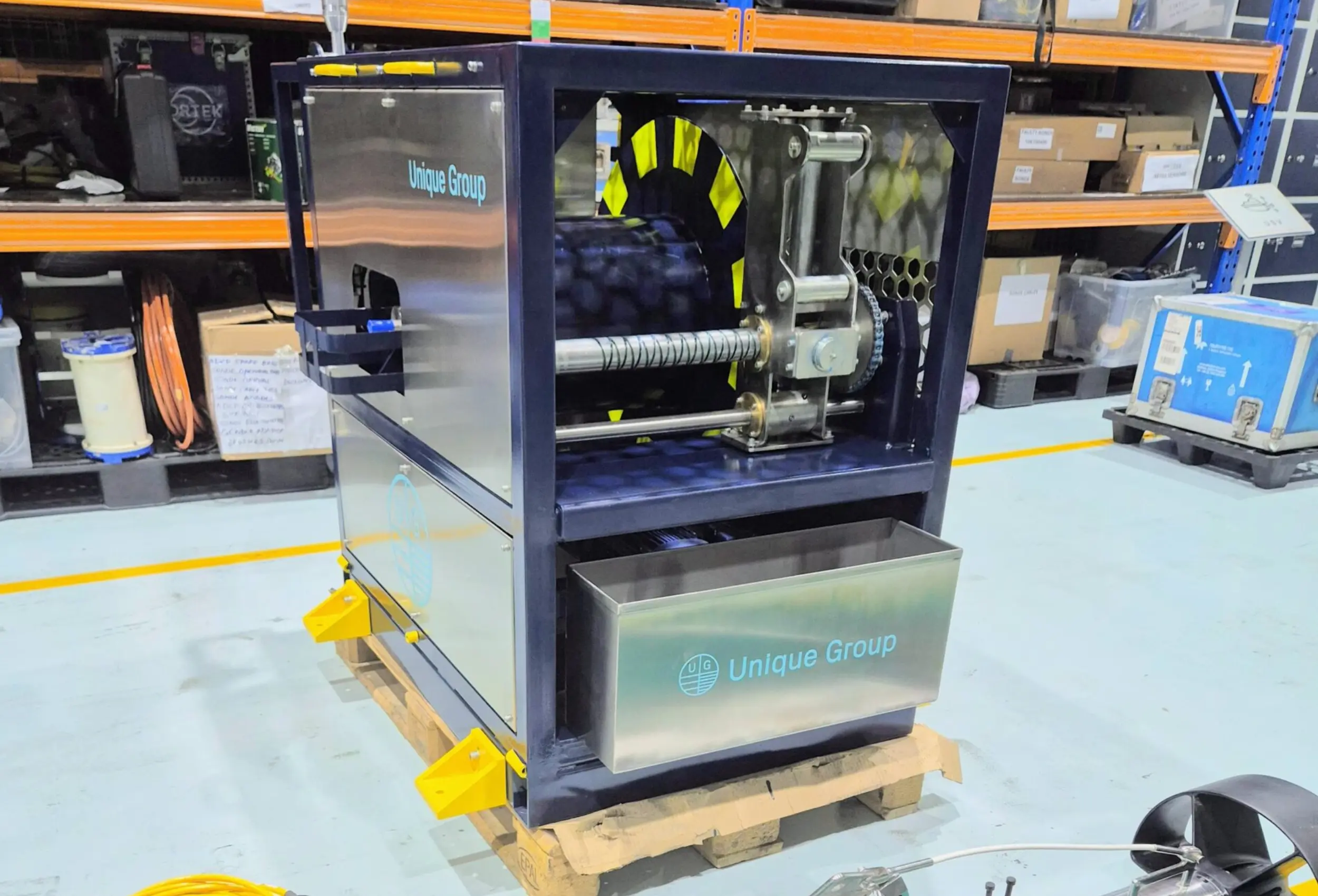 image of uni-winch cew500