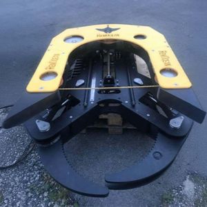 REN Diamond Wire Saw 30" in action underwater