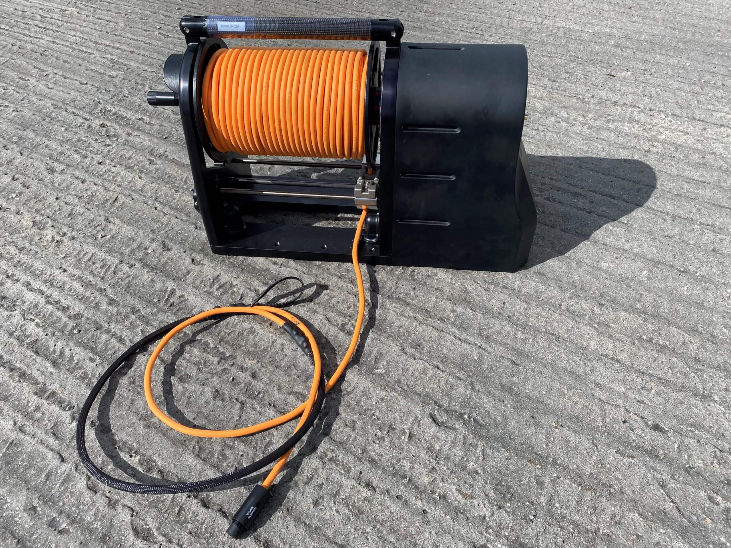 Uni-Winch-3